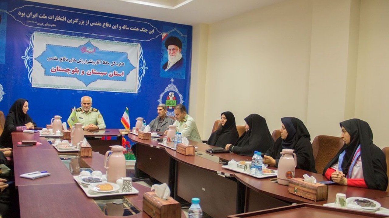 بانوان عامل اصلی انتقال ارزش‌ها و هنجار‌ها در جامعه هستند