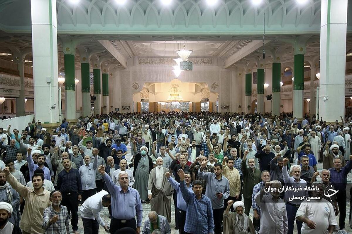 سجده برپیکر سوخته مسجد