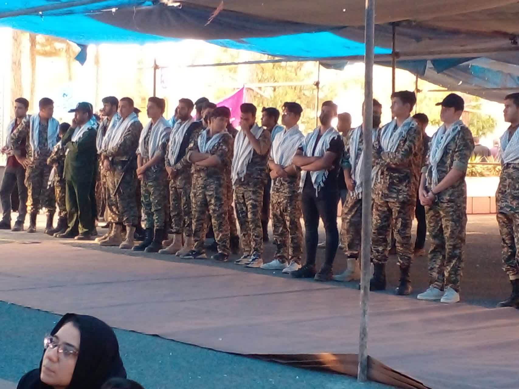 نوجوانان بسیجی