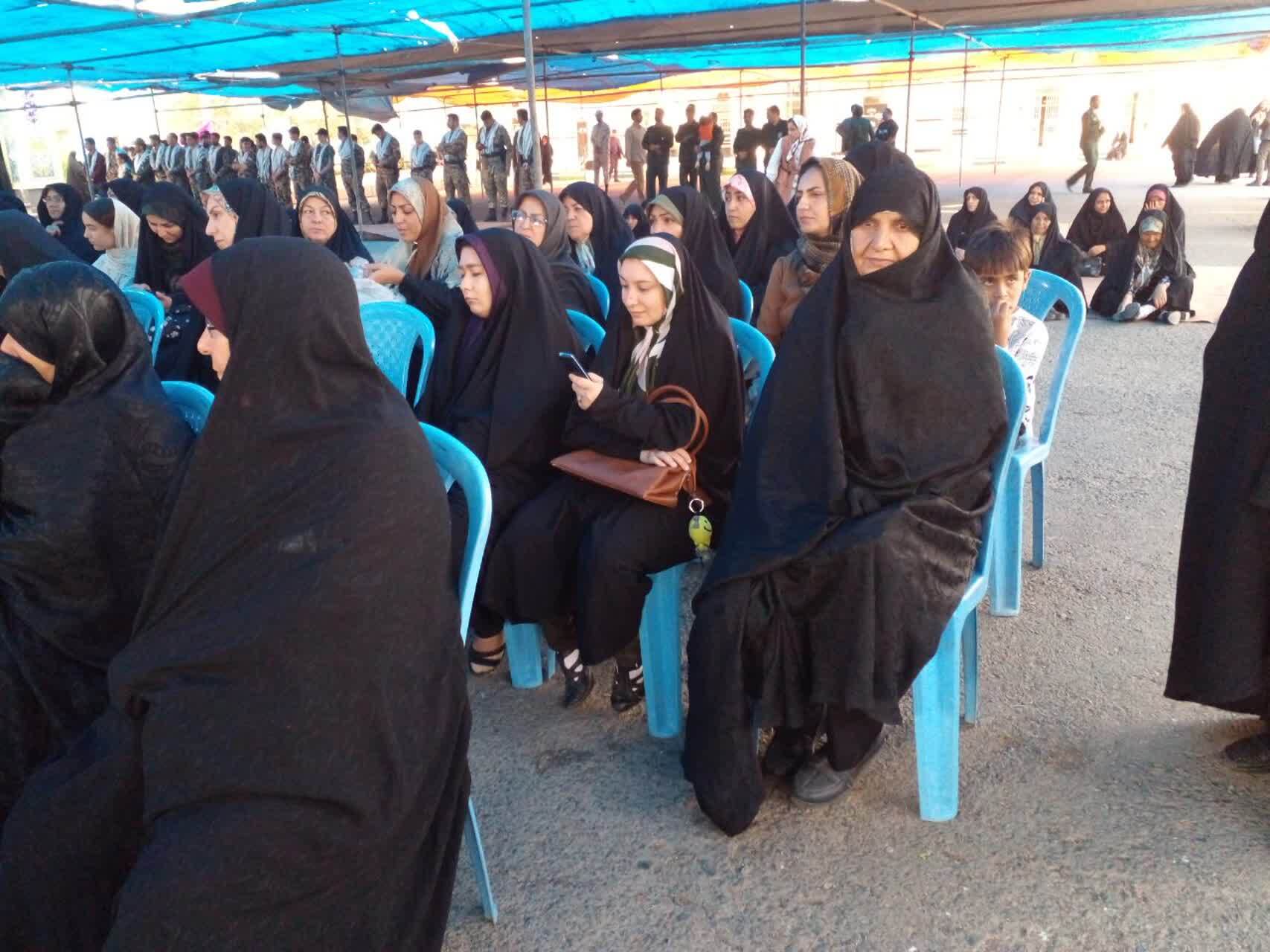 حضور بانوان در مراسم