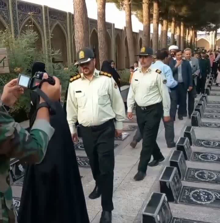 کارکنان نیروی انتظامی