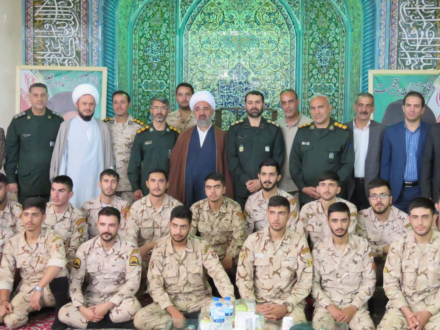 گرامیداشت روز سرباز