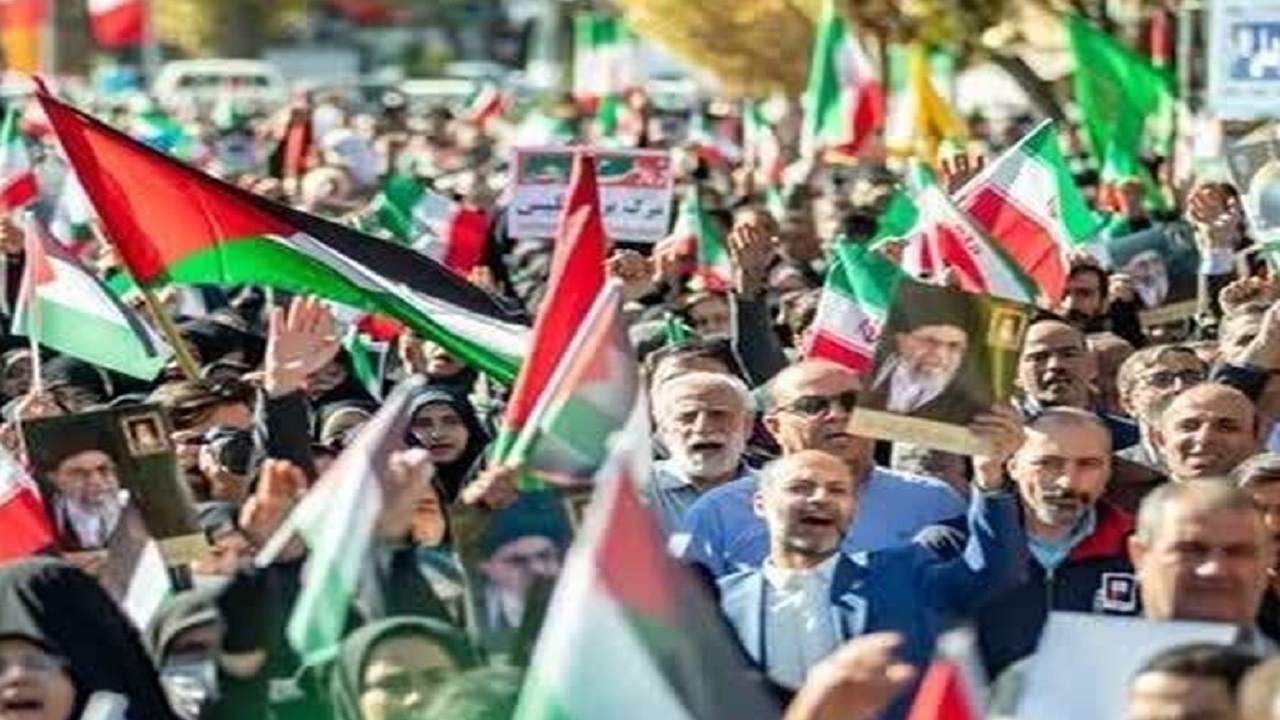 قصرشیرینی‌ها در حمایت از محور مقاومت و حزب‌الله لبنان راهپیمایی کردند