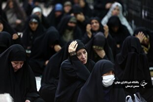 مراسم دعا برای سلامتی سید حسن نصرالله در حرم حضرت معصومه (س)