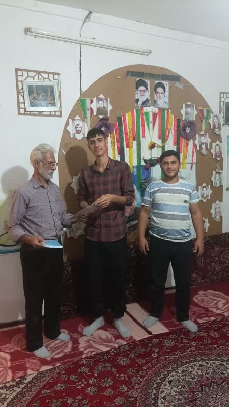 اهدای جوایز