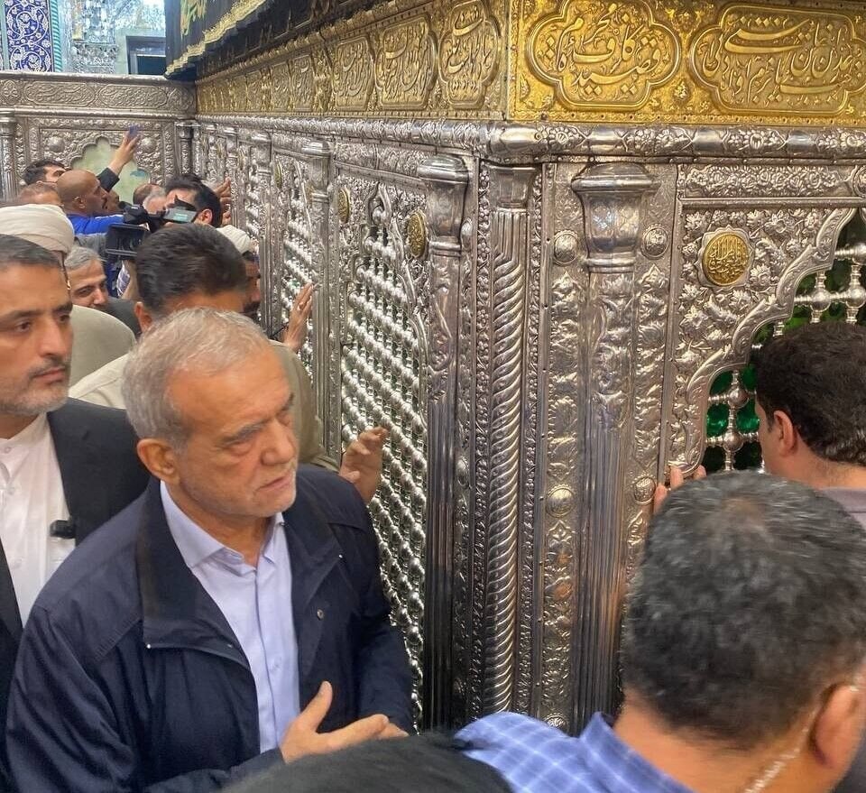 رییس جمهور  وارد قم شد
