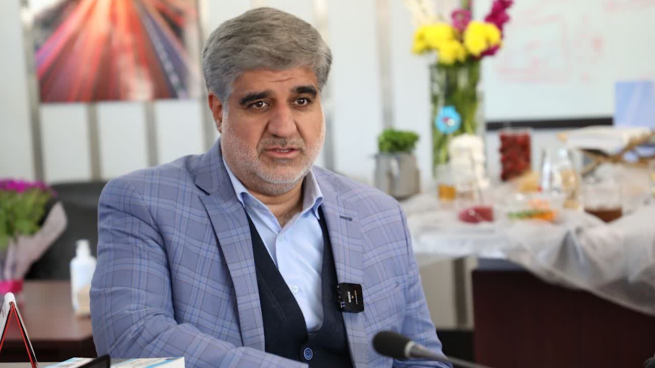 فرماندار تهران: دختران و پسران جوان در معرض آسیب‌های مشترک هستند