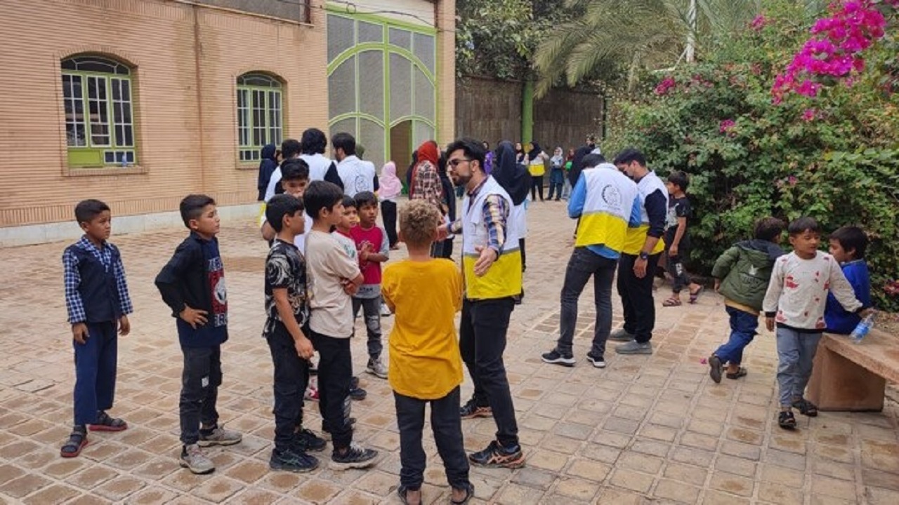 کودکان کار افغانستانی در دزفول به اردو تفریحی رفتند