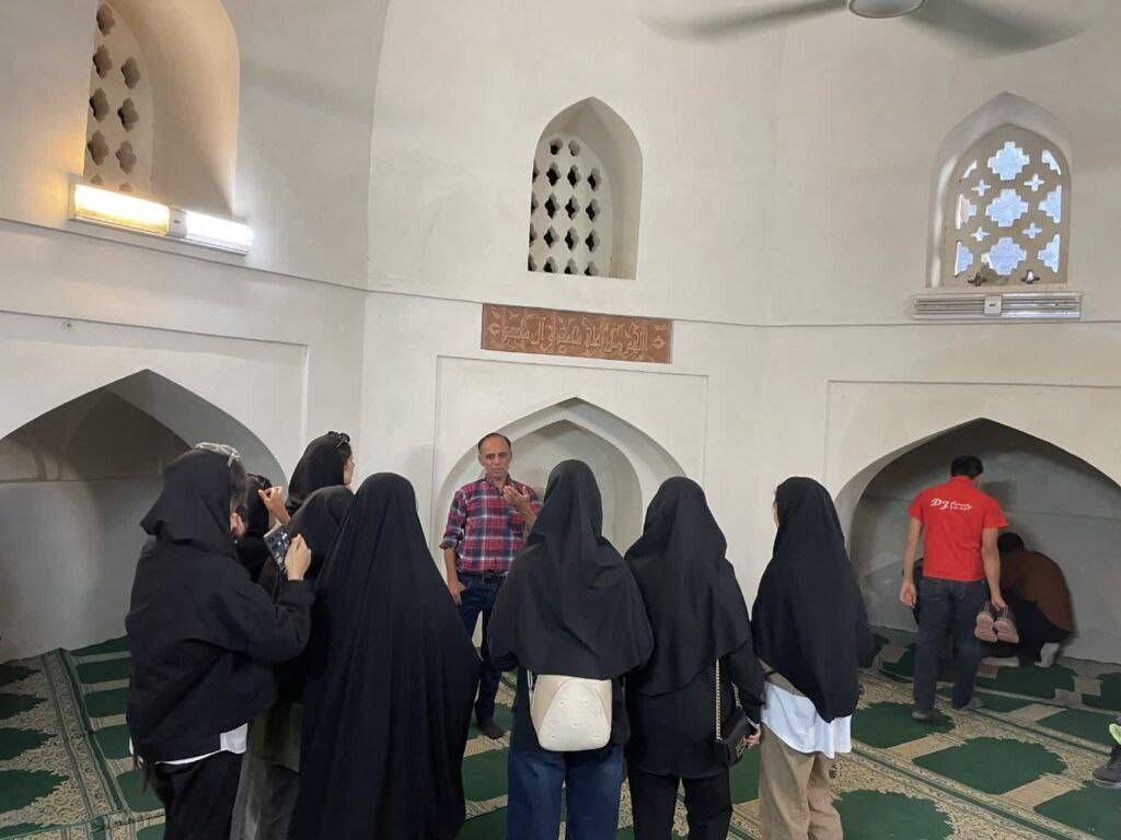 تورگردی در لارستان