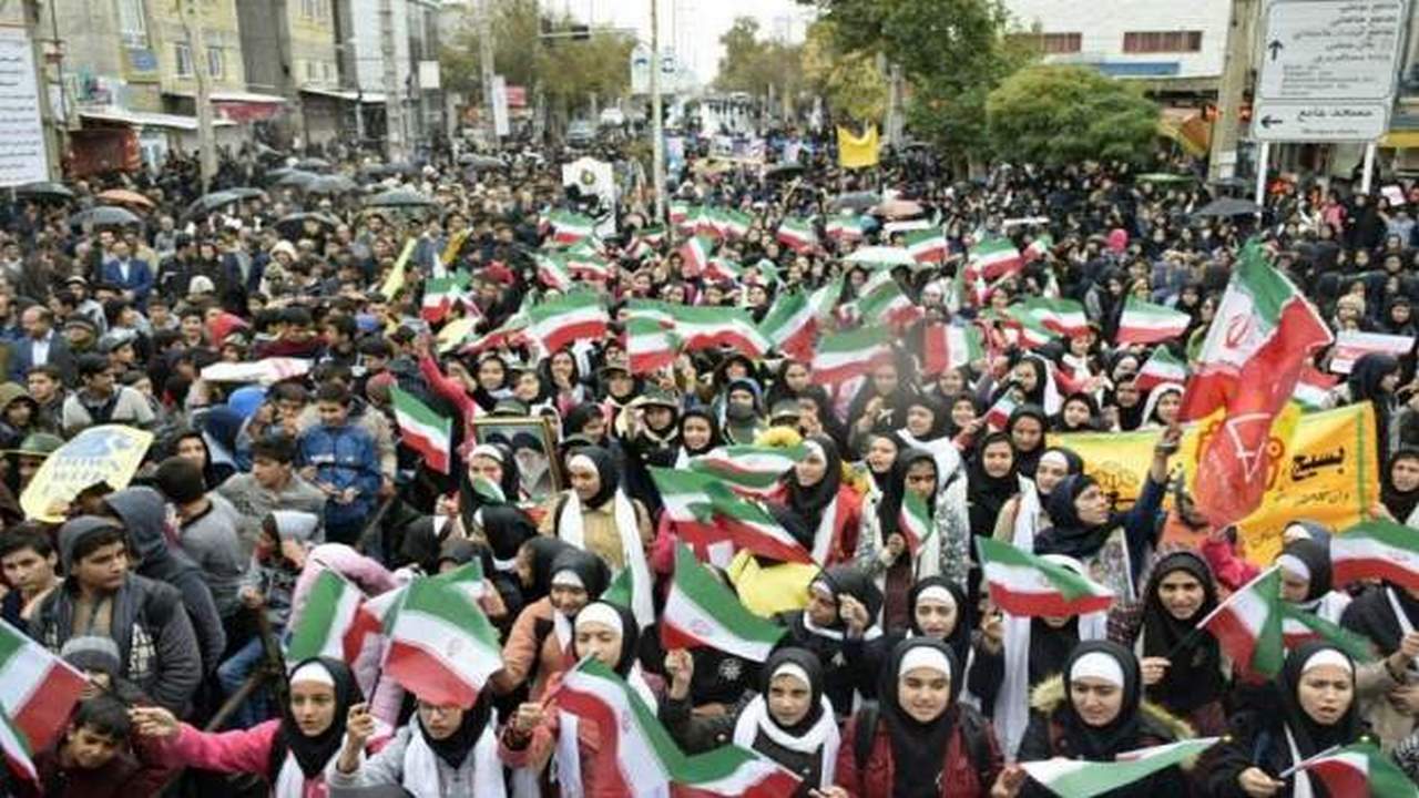 برگزاری راهپیمایی یوم الله ۱۳ آبان در ایلام