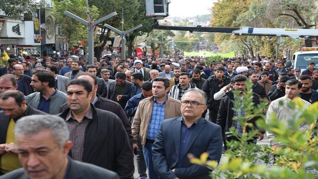 راهپیمایی ۱۳ آبان در سنندج + فیلم