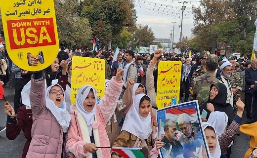 طنین مرگ بر اسرائیل در راهپیمایی ۱۳ آبان قزوین طنین مرگ بر اسرائیل در راهپیمایی ۱۳ آبان قزوین