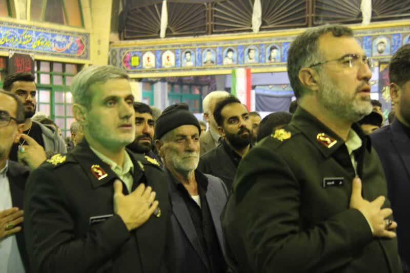 سینه زنی در مراسم