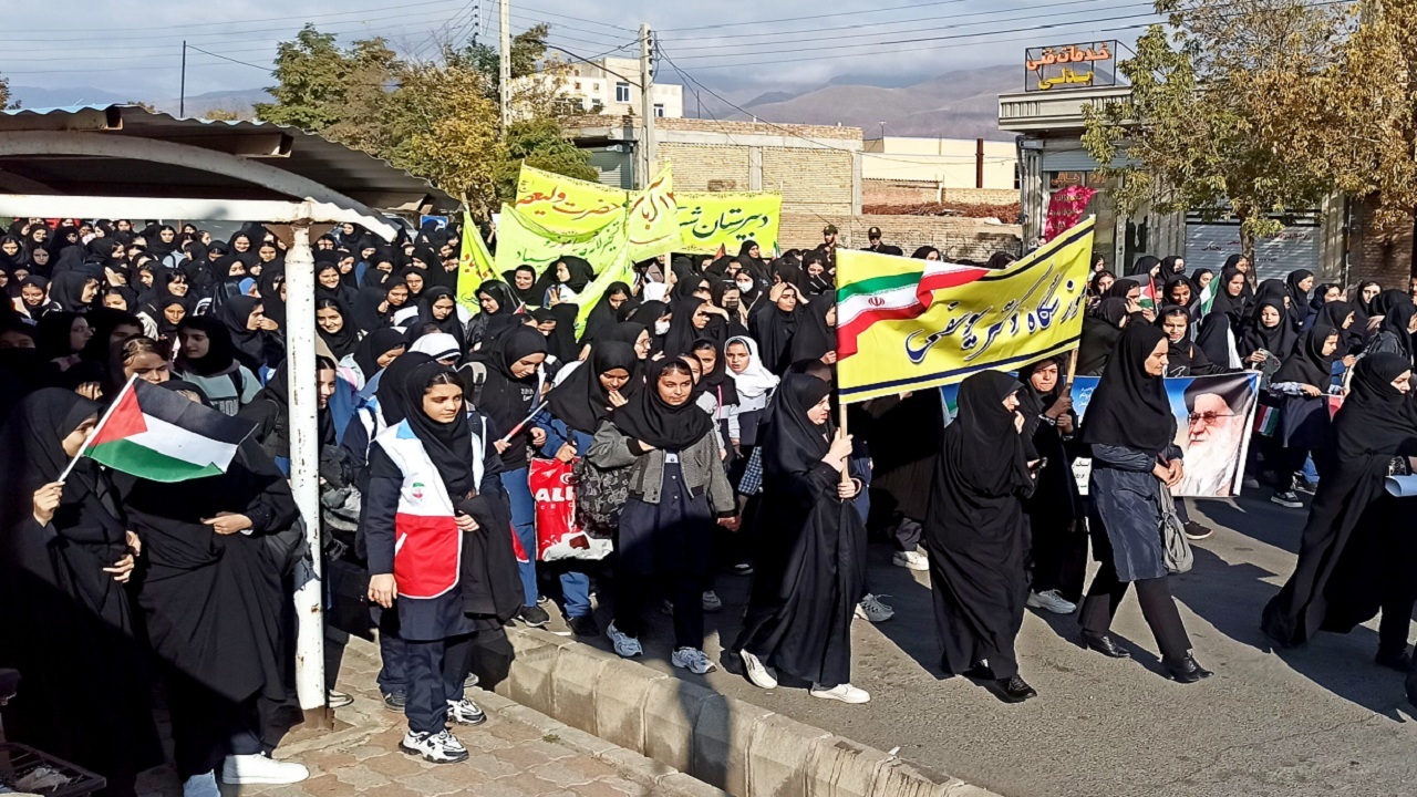 برگزاری مراسم راهپیمایی ۱۳ آبان در آذربایجان شرقی