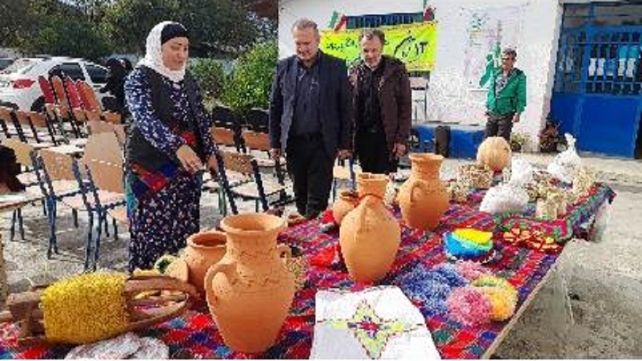 برگزاری جشنواره وحدت اقوام ایران در تنکابن 