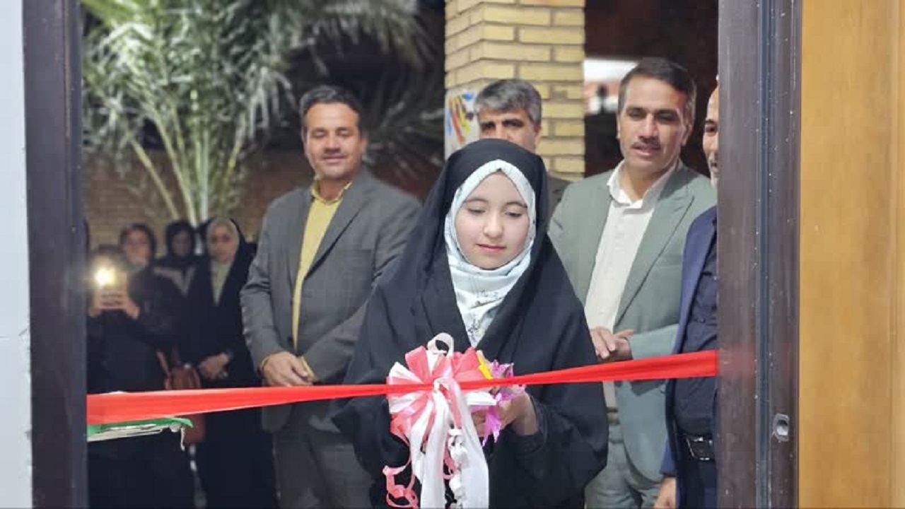 افتتاح نمایشگاه بزرگ نقاشی در بافق