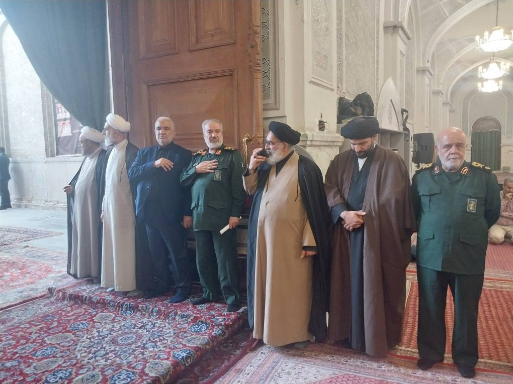 مراسم چهلم شهید سید حسن نصرالله و شهید سرلشکر نیلفروشان