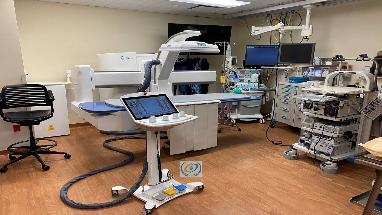 نارضایتی شهروندان تویسرکانی به دلیل نداشتن آندوسکوپی، کولونوسکوپی و MRI