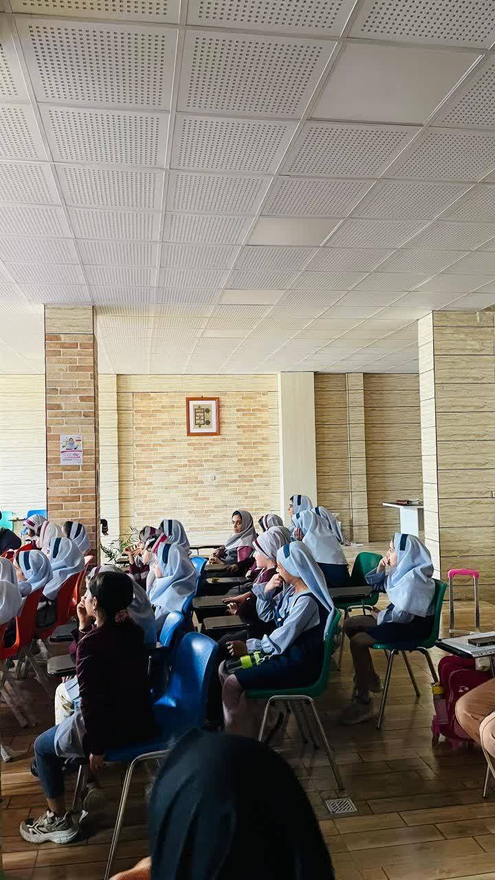کلاس آموزشی دانش آموزان