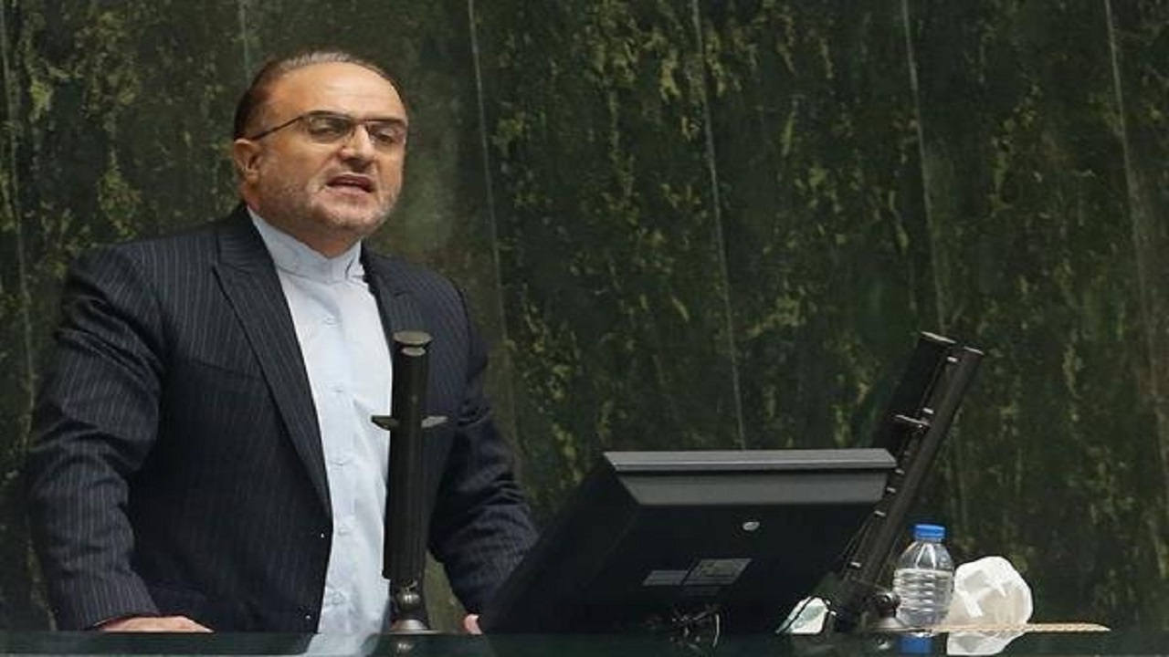 کسری بودجه در سال آینده دور از انتظار نیست