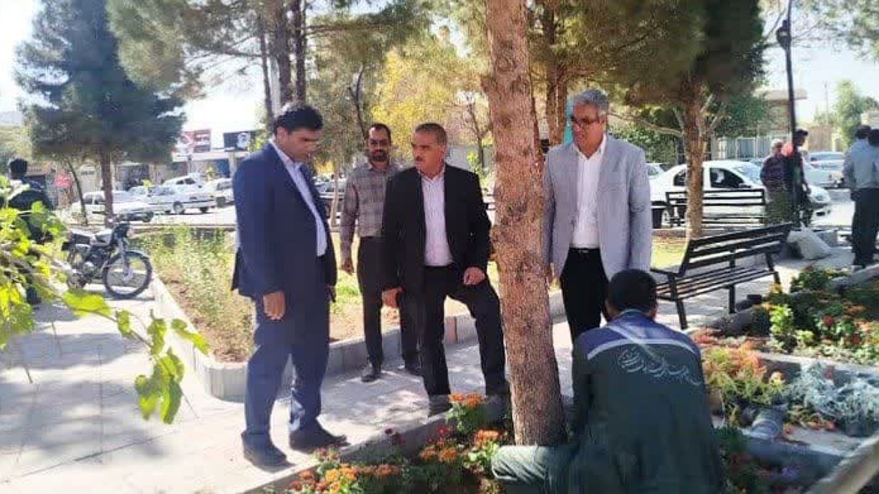 کاشت بیش از یک میلیون و ۹۰۰ هزار نهال در گل‌کار‌ها و بوستان‌های شهر کرمان