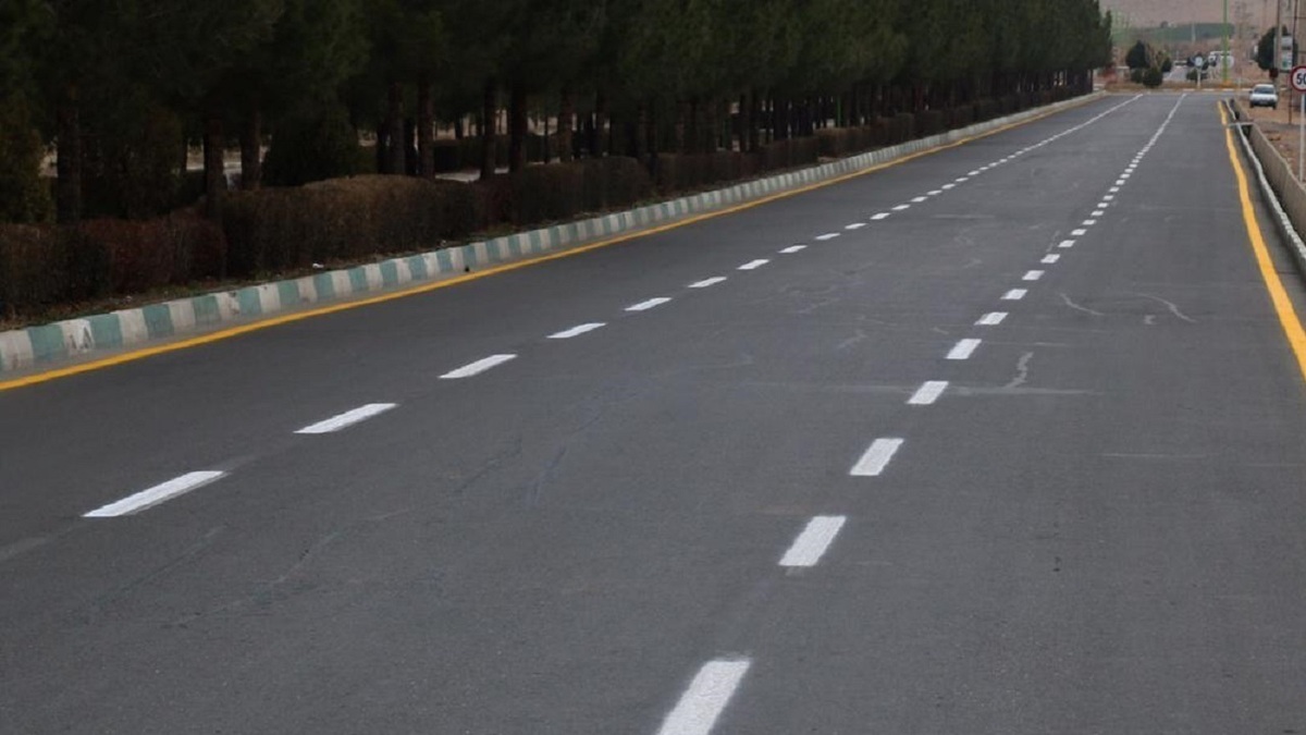 باشگاه خبرنگاران -۴۰۰۰ کیلومتر از راه‌های استان بوشهر خط‌کشی شده است