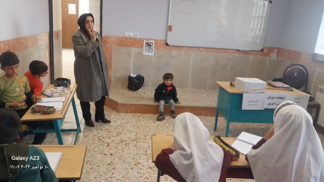 دانش آموزان مدارس