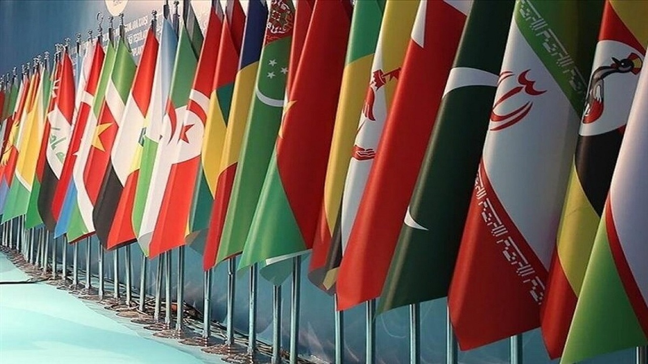 برخی کشور‌های اسلامی، پنهانی با صهیونیست‌ها ارتباط خود را حفظ کرده‌اند