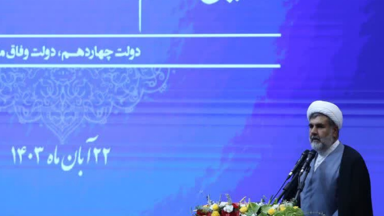 مجمع نمایندگان همراه دولت و استاندار کرمان خواهد بود 