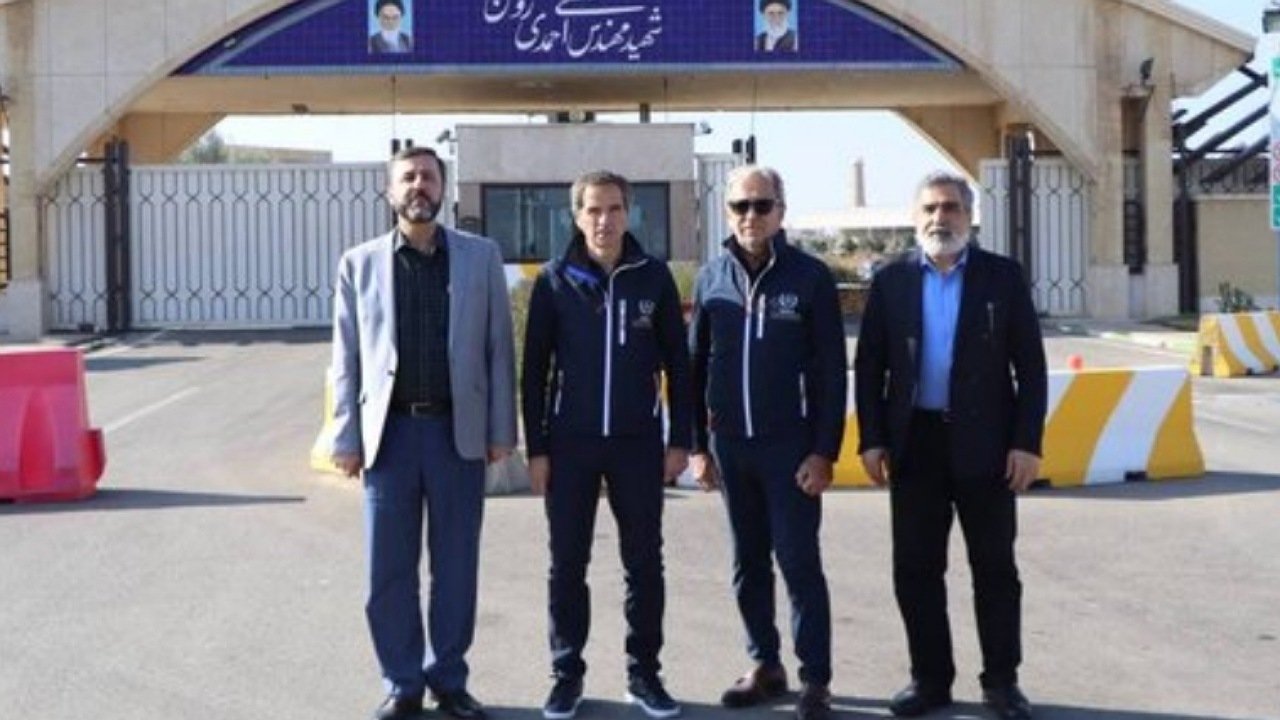 بازدید گروسی از فردو و نطنز