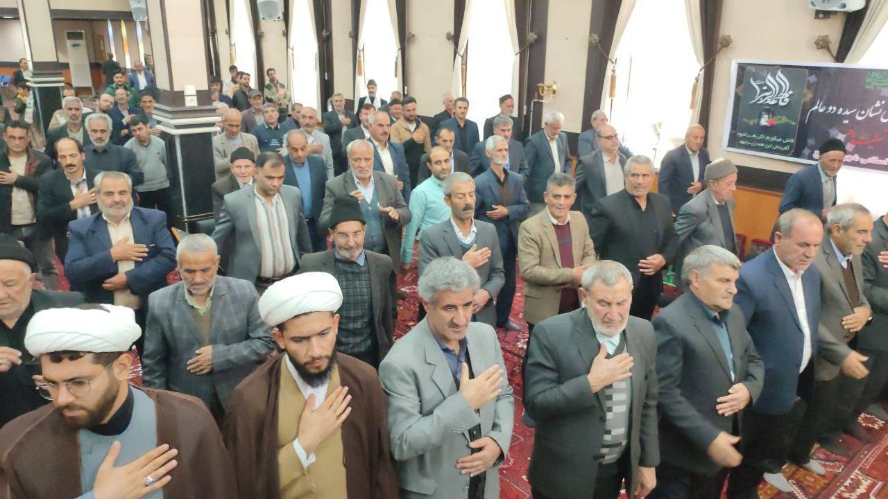 مراسم سینه زنی