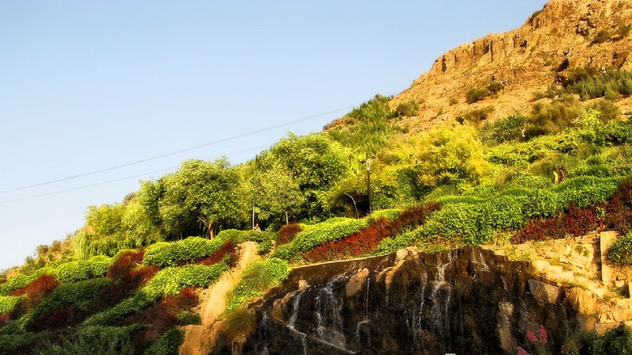 گردش یک روز پاییزی در بوستان کوهستان سعدی شیراز به روایت فیلم
