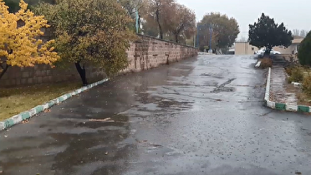 هوای تهران همچنان آلوده است