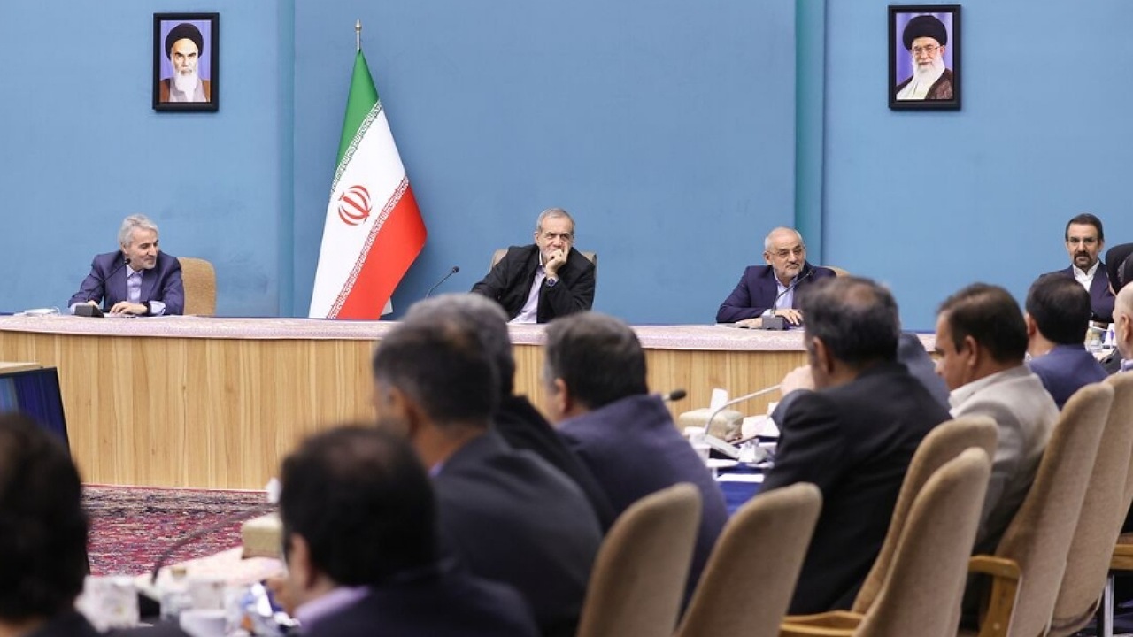 پزشکیان: نمی‌پذیرم که ایران از کشور دیگری عقب‌تر باشد