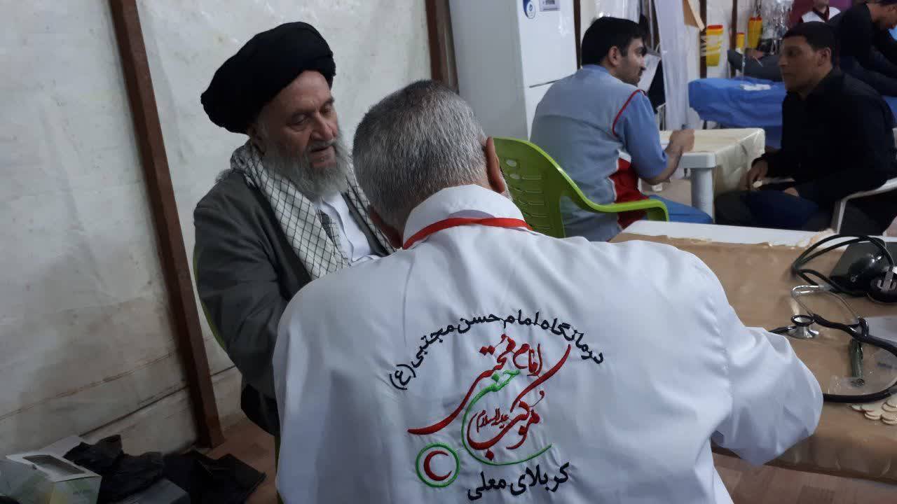 خدمت رسانی به زائران اربعین توسط پزشک ایرانی
