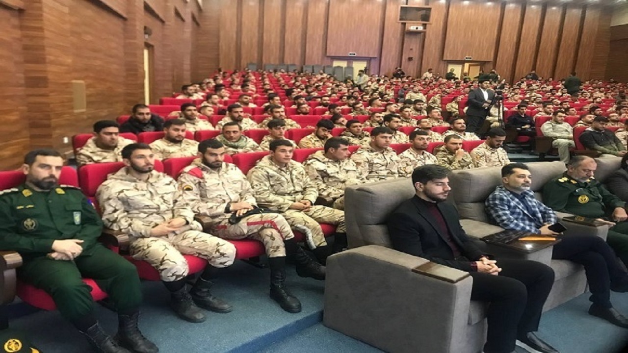 تجلیل از ۶۵۰ سرباز نمونه سپاه استان قزوین