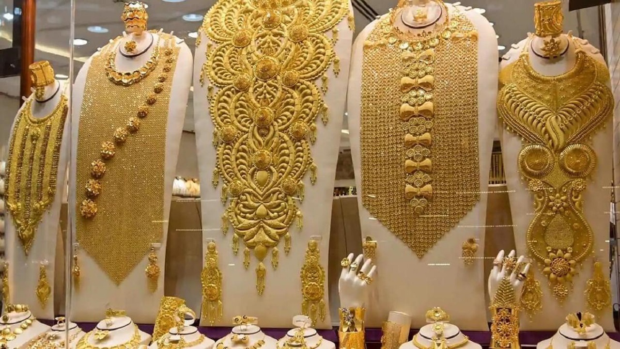 هدیه طلای میلیاردی به جبهه مقاومت توسط بانوی خوزستانی