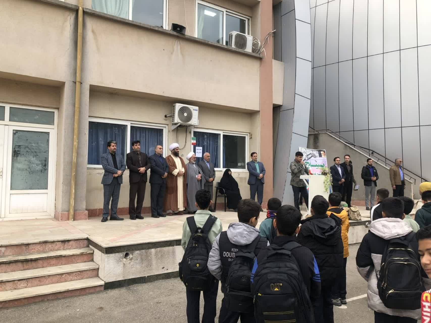 زنگ هفته بسیج در شهرستان سیمرغ به صدا درآمد