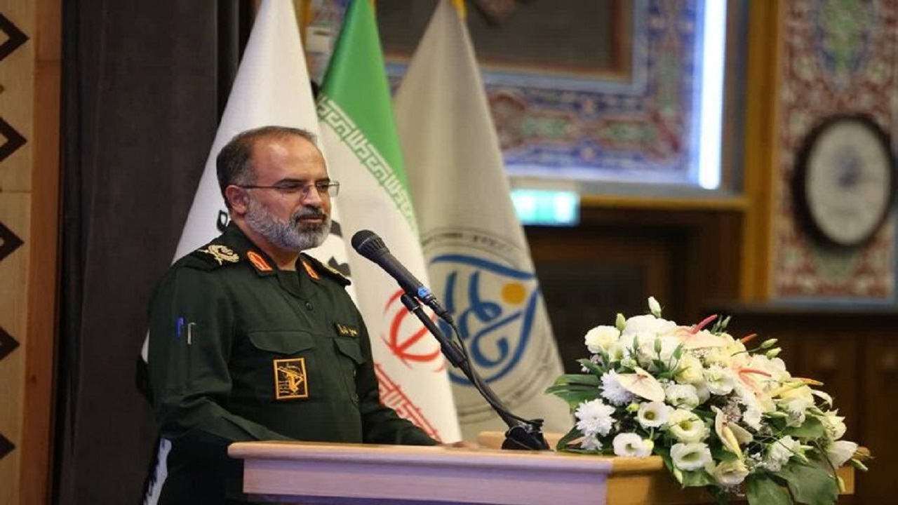 بسیج انقلاب اسلامی را بیمه می‌کند