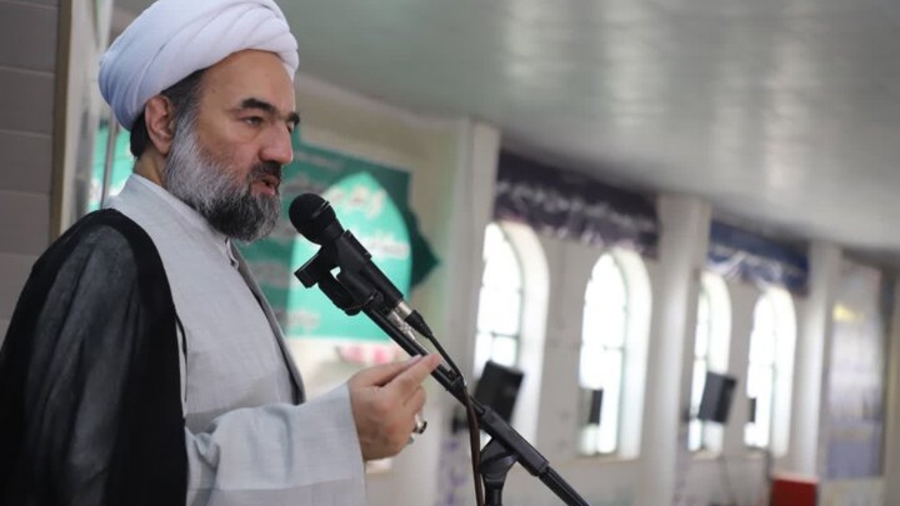 تشکیل یک جبهه متحد و وفاق ملی بر محور اسلام راهکار مقابله با دشمنان