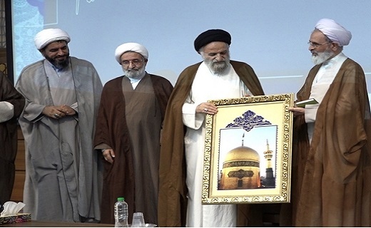 تجلیل از چهره اثرگذار روانشناسی اسلامی در قم