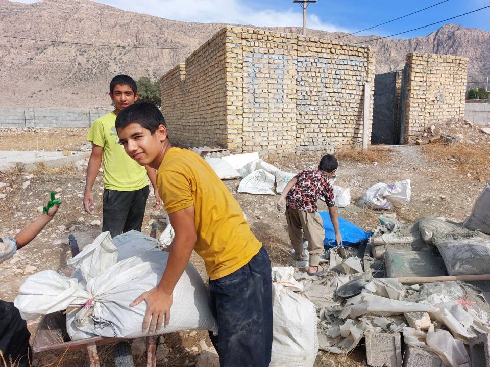 اردوی جهادی یک روزه توسط دانش آموزان