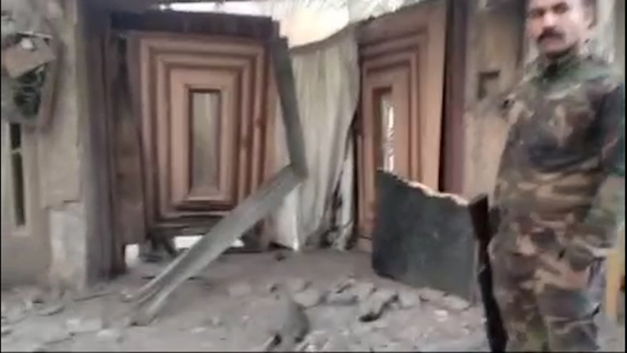 حملهٔ مسلحانه به منزل امام‌جمعهٔ نجف + فیلم