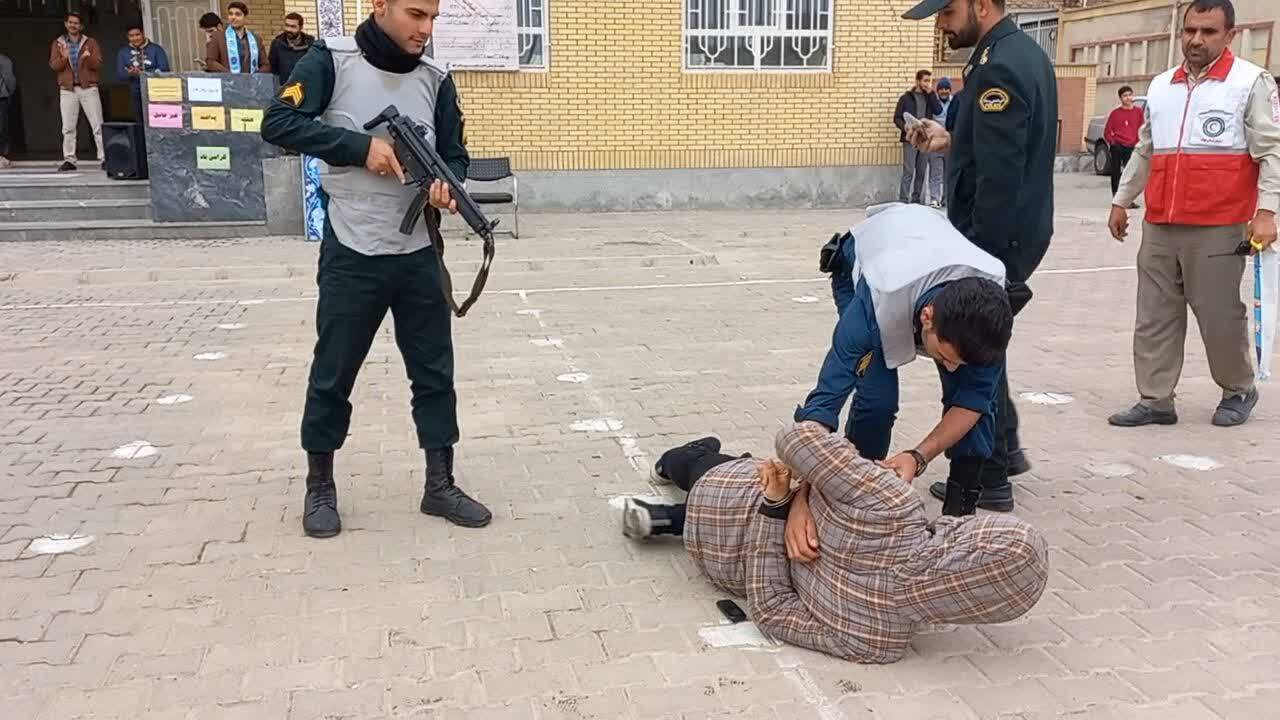 برگزاری مانور