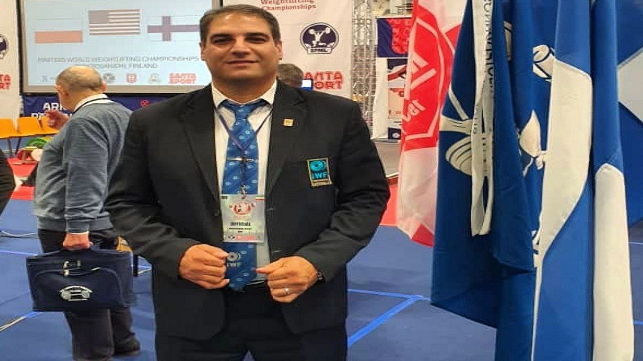 داور بابلسری اولین رئیس انجمن وزنه‌برداری پیشکسوتان آسیا