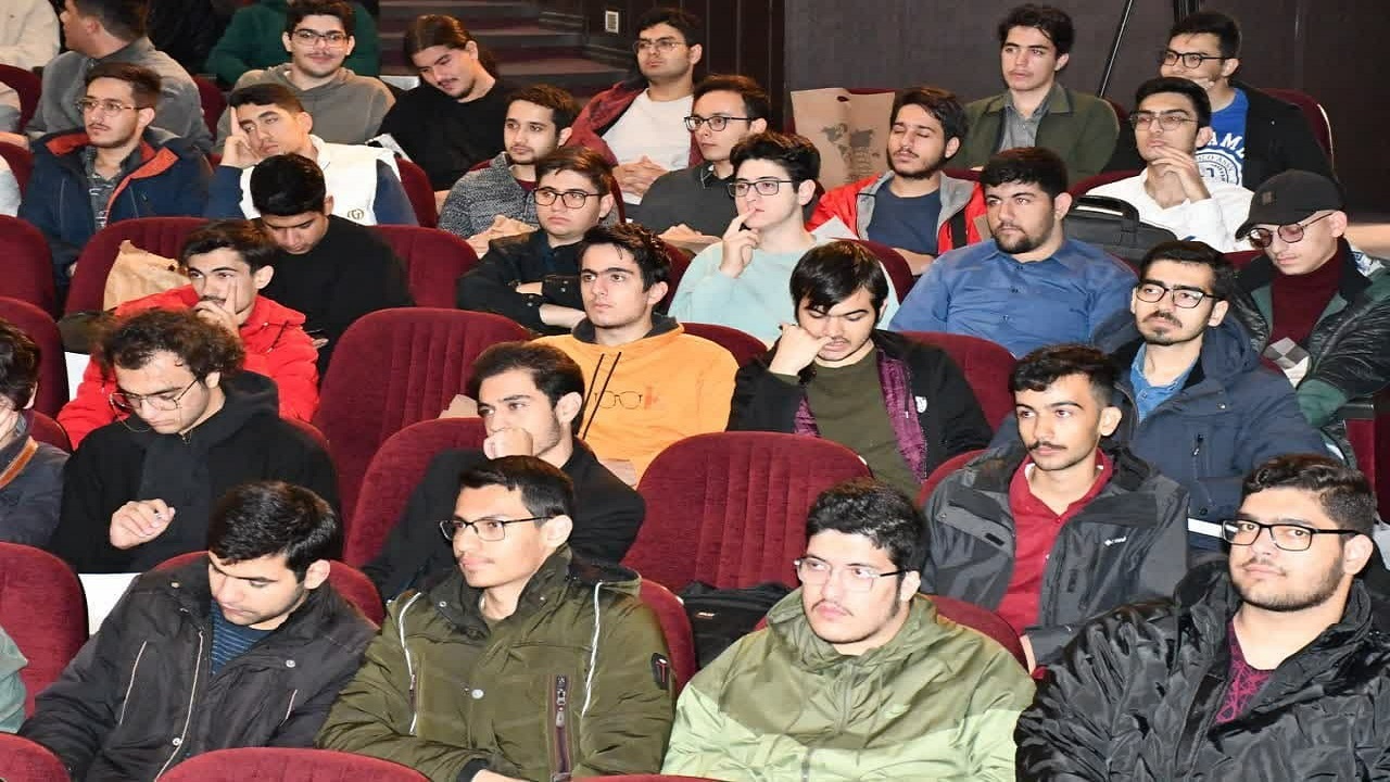 آغاز بکار ششمین دوره کنفرانس بین المللی میکروالکترونیک ایران در دانشگاه تبریز