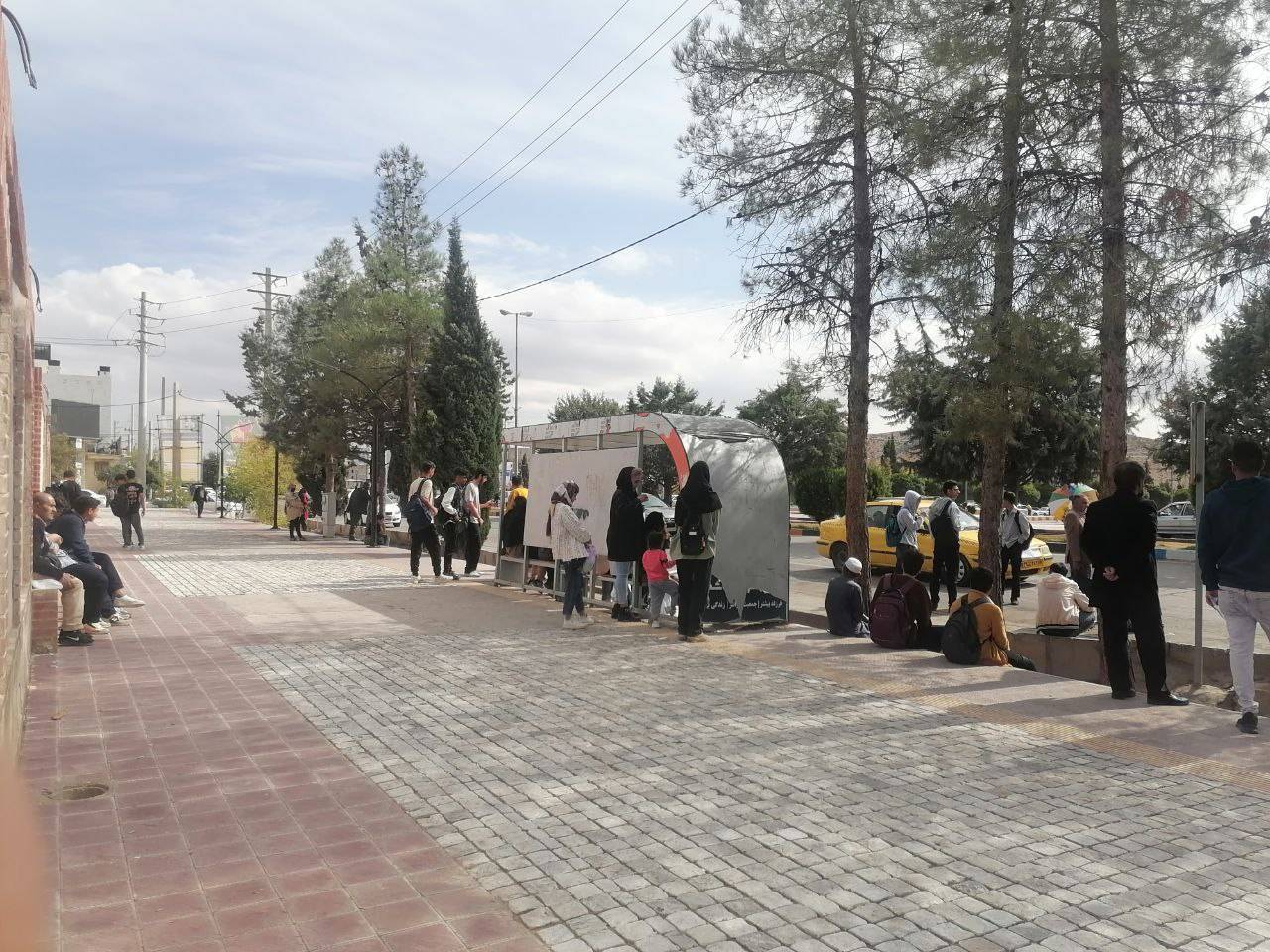 ایستگاه اتوبوس