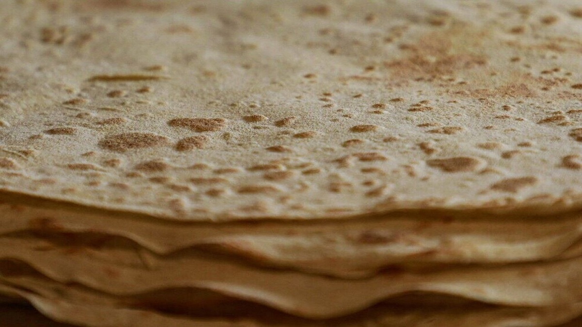 باشگاه خبرنگاران -پخت نان کامل در ۱۵ نانوایی همدان