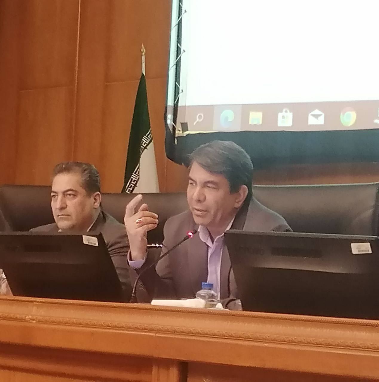 از تذکر به رئیس اداره صمت استان و اتاق بازرگانی تا مطالعه اسناد استانی