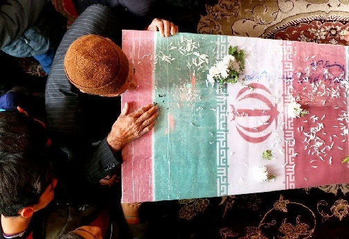 استقبال از شهدا در فیروزآباد+تصاویر